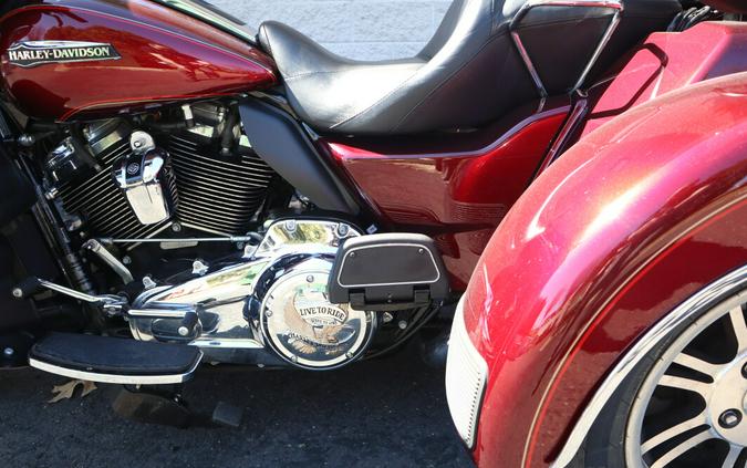 Used 2017 Harley-Davidson Tri Glide Ultra FLHTCUTG