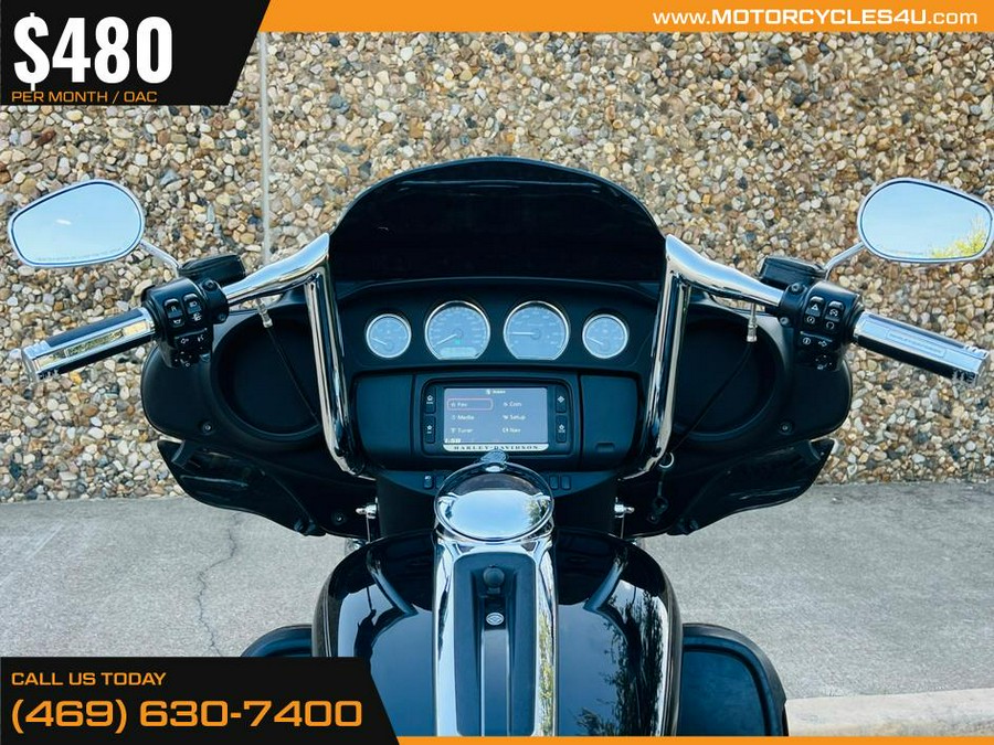 2014 Harley-Davidson Tri Glide Ultra Classic FLHTCUTG