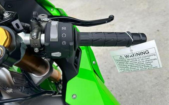 2024 Kawasaki Ninja ZX-10R 40th Anniversary Edition ABS