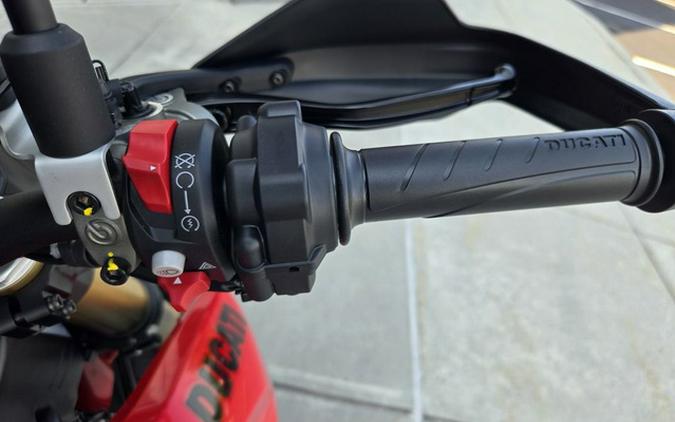 2024 Ducati Hypermotard 698 Mono Red