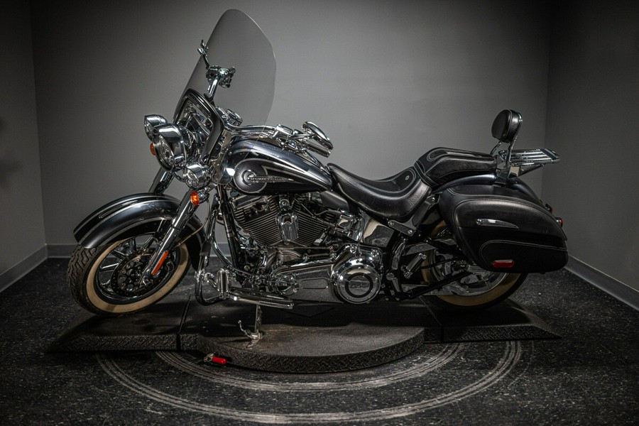 2015 CVO™ Softail® Deluxe (FLSTNSE)