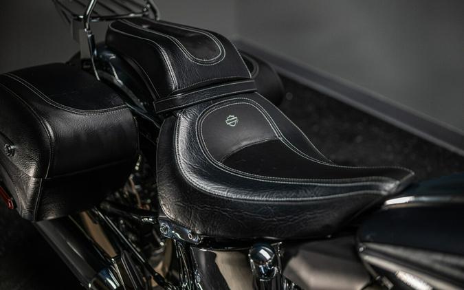 2015 CVO™ Softail® Deluxe (FLSTNSE)