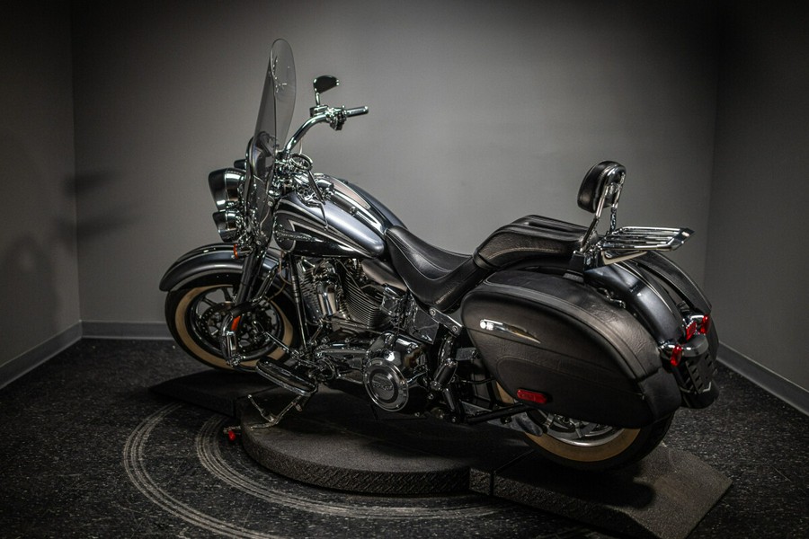 2015 CVO™ Softail® Deluxe (FLSTNSE)