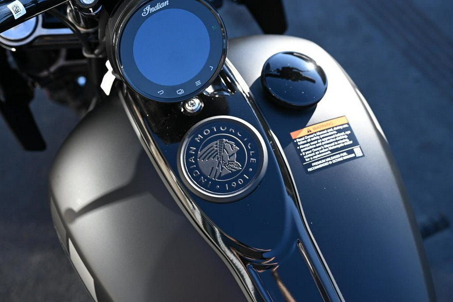 2025 Indian Motorcycle® Sport Chief RT Black Smoke