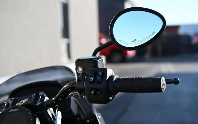 2025 Indian Motorcycle® Sport Chief RT Black Smoke