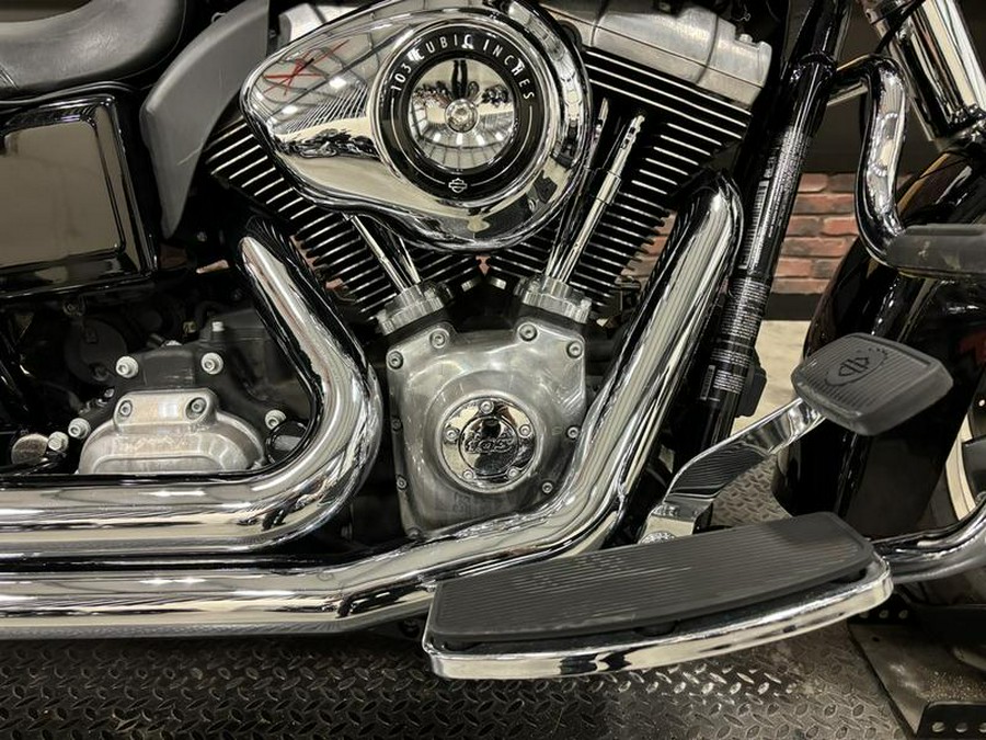 2012 Harley-Davidson® FLD - Dyna® Switchback™