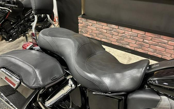 2012 Harley-Davidson® FLD - Dyna® Switchback™