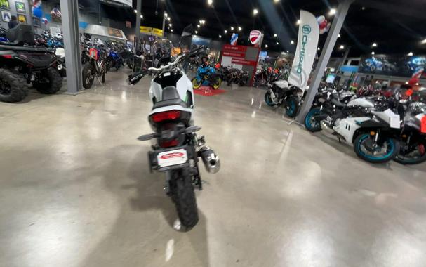 2026 Kawasaki KLE500 SE ABS
