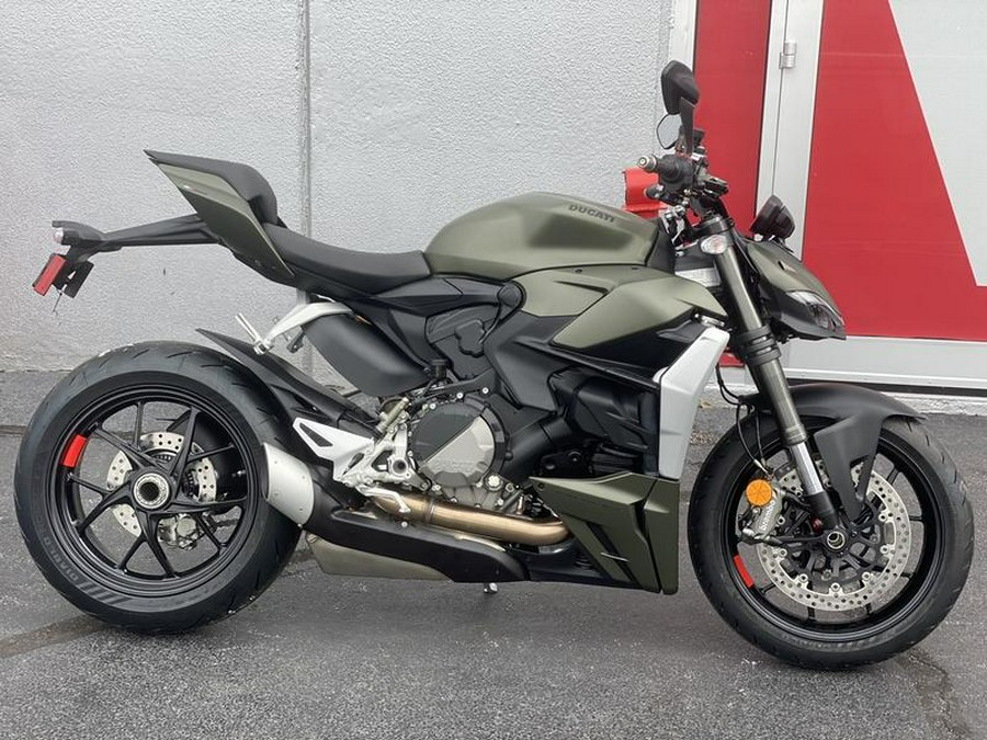 2024 Ducati Streetfighter V2 Storm Green