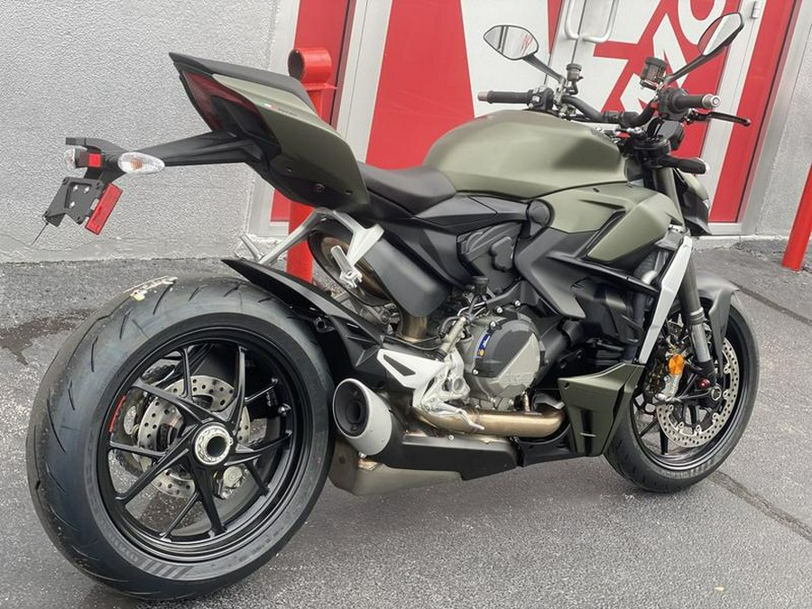 2024 Ducati Streetfighter V2 Storm Green