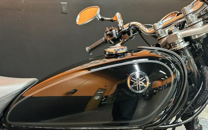 2016 Yamaha SR400