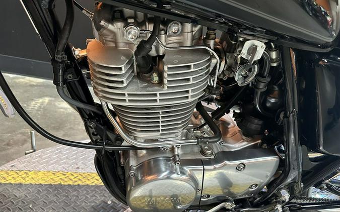 2016 Yamaha SR400