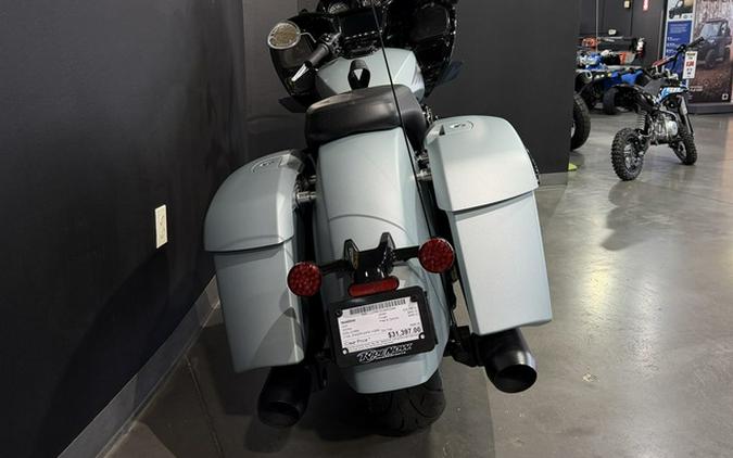 2025 Indian Challenger Dark Horse Frost Silver Smoke