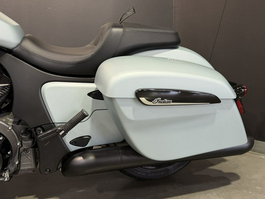 2025 Indian Challenger Dark Horse Frost Silver Smoke
