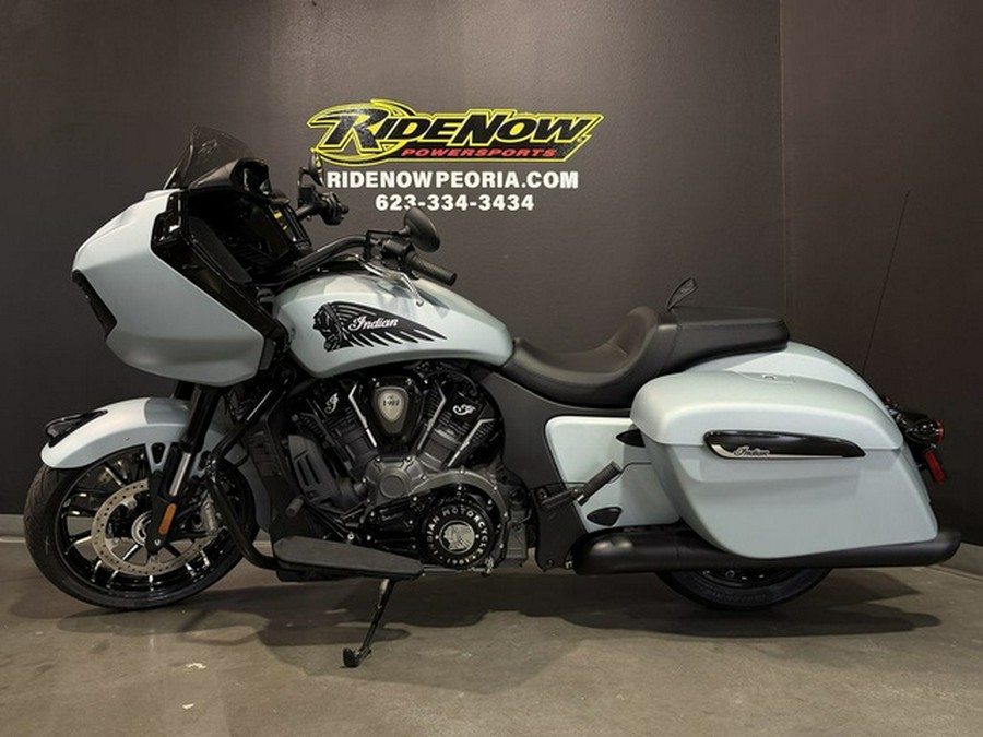 2025 Indian Challenger Dark Horse Frost Silver Smoke