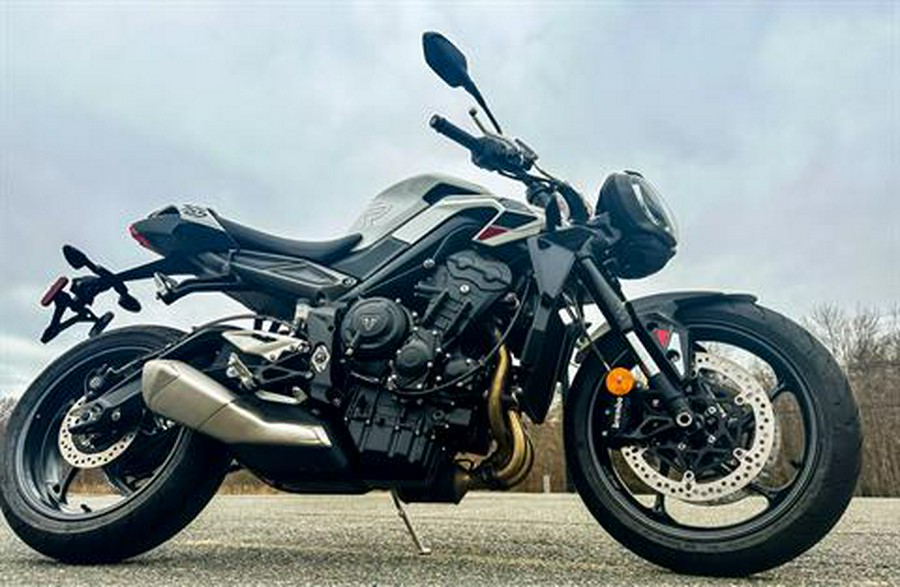 2024 Triumph Street Triple 765 R