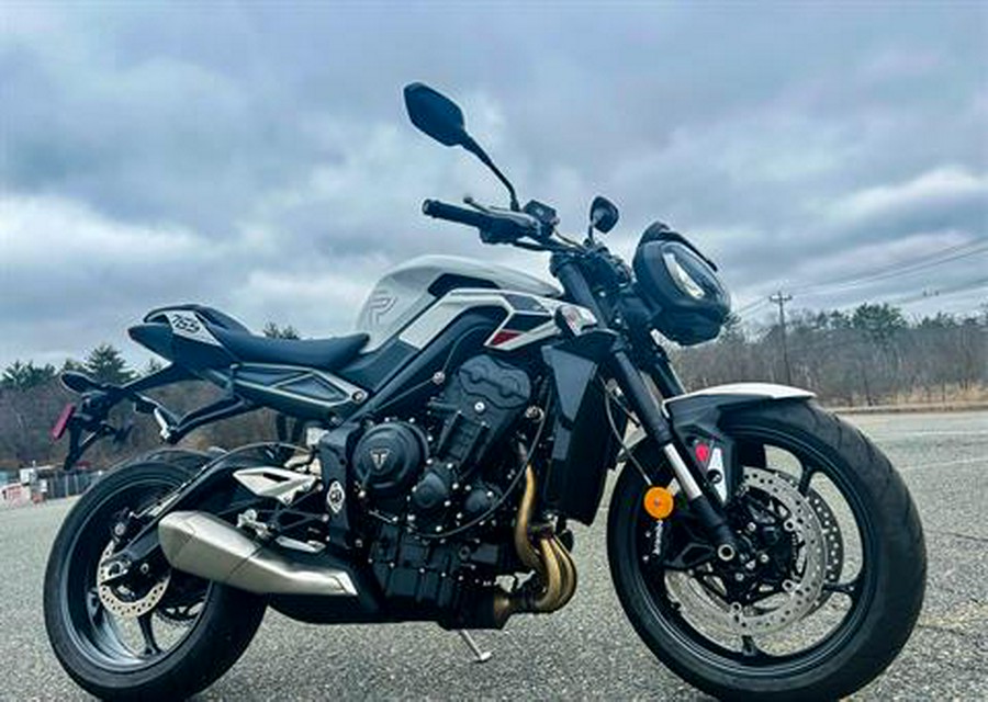 2024 Triumph Street Triple 765 R