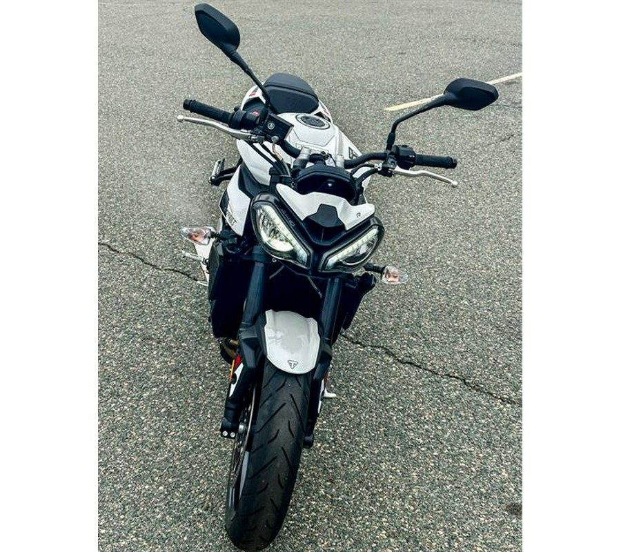 2024 Triumph Street Triple 765 R