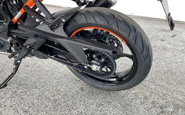 2023 KTM RC 390