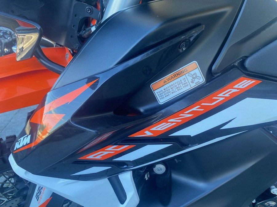 2021 KTM Adventure 890 R