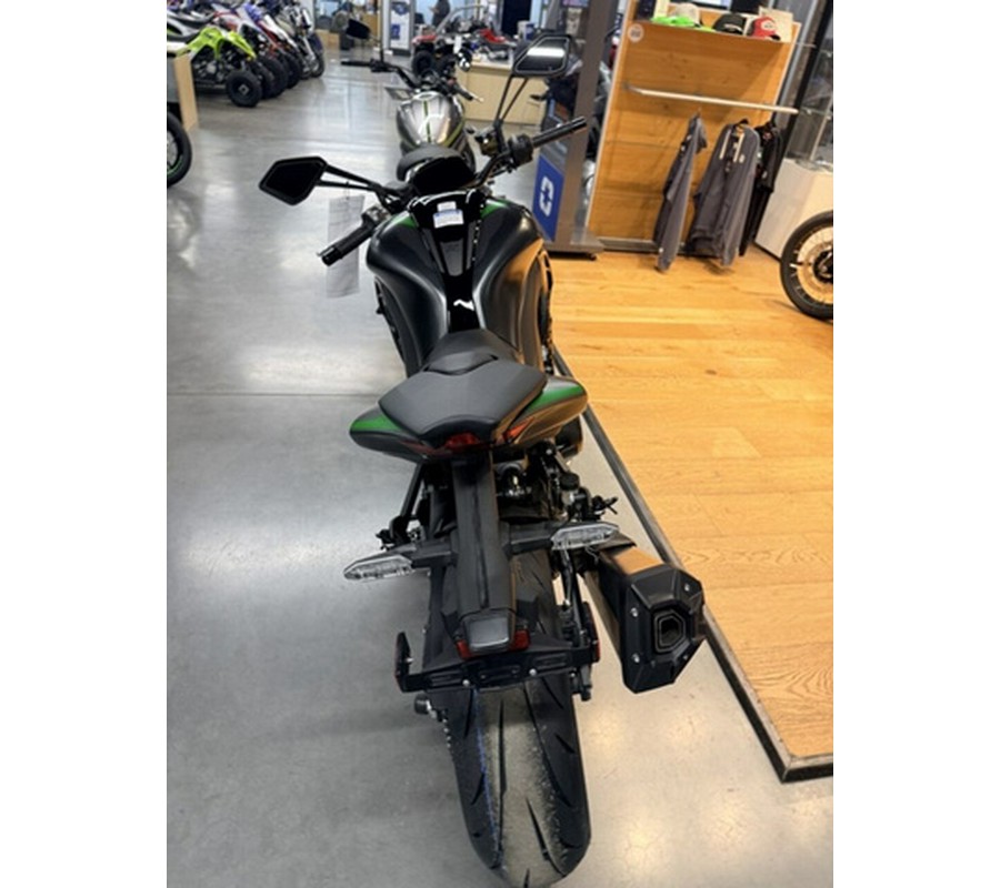 2026 Kawasaki Z1100 SE ABS