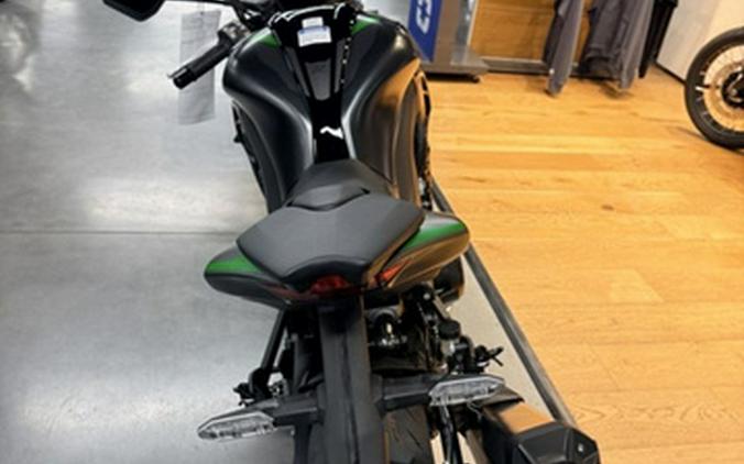 2026 Kawasaki Z1100 SE ABS