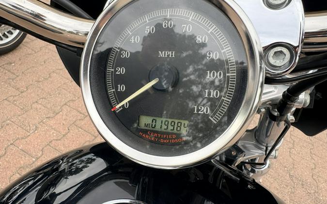 XL 883C 2006 Sportster® 883 Custom