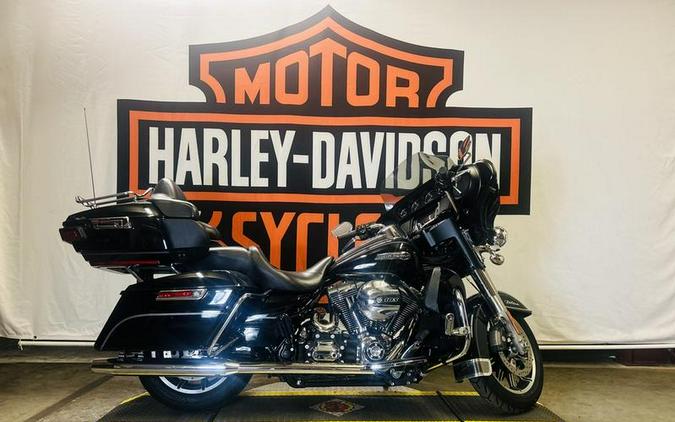 2015 Harley-Davidson® FLHTCUL - Electra Glide® Ultra Classic® Low