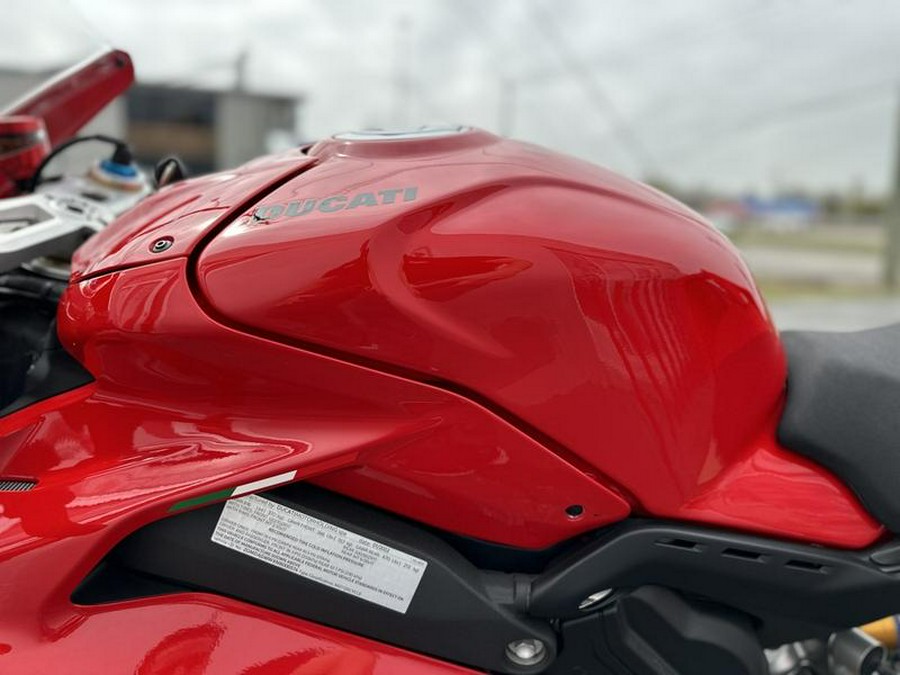 2022 Ducati Panigale V4 S Ducati Red