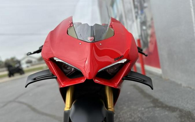 2022 Ducati Panigale V4 S Ducati Red