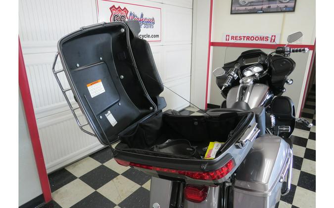 2016 Harley-Davidson® Road Glide® Ultra