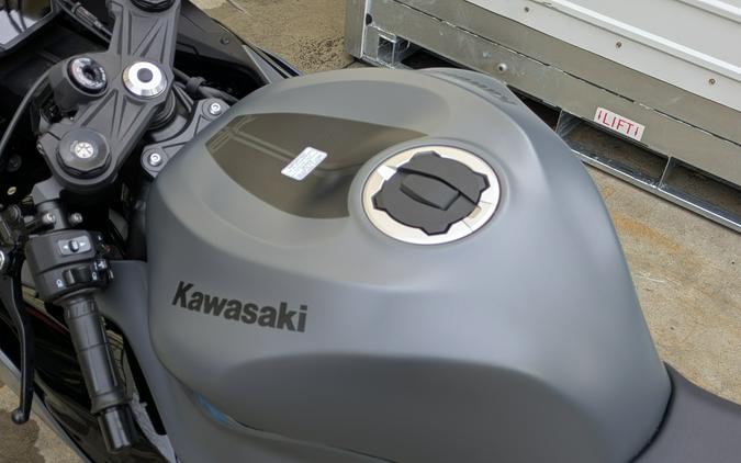 2025 Kawasaki Ninja ZX-6R
