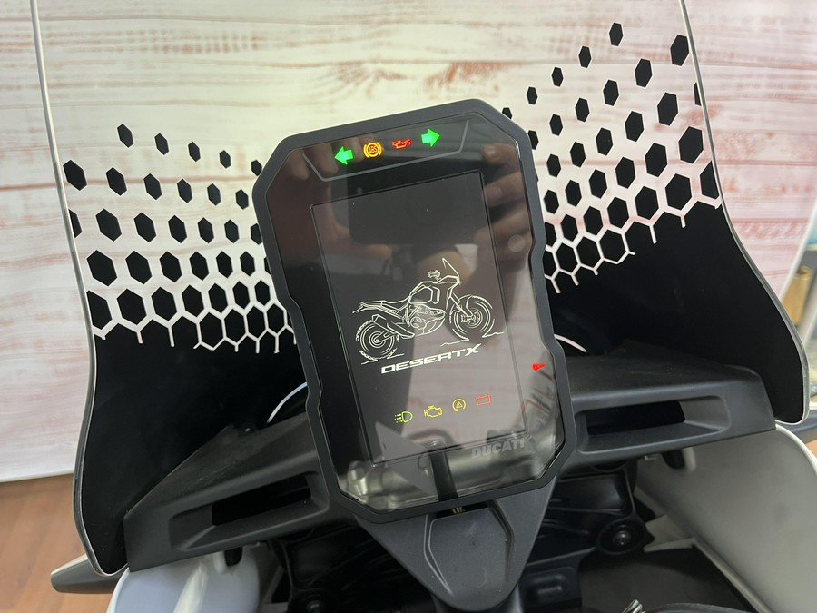 2025 Ducati DESERT X