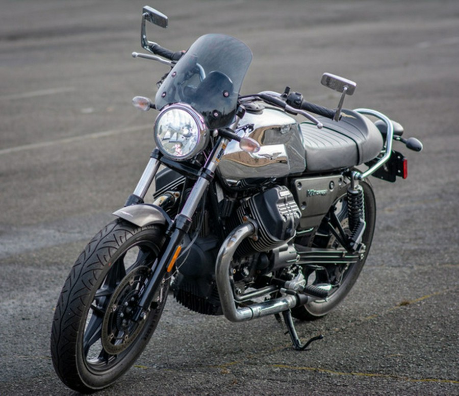 2018 Moto Guzzi V7 III Carbon Shine