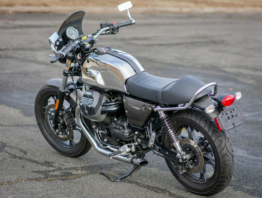 2018 Moto Guzzi V7 III Carbon Shine