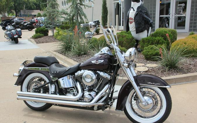 2005 Harley-Davidson Softail Deluxe Black Cherry Pearl