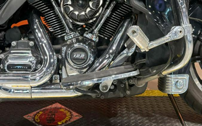2017 Harley-Davidson® FLHTK - Ultra Limited