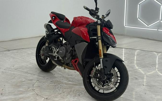 2026 Ducati Streetfighter V2