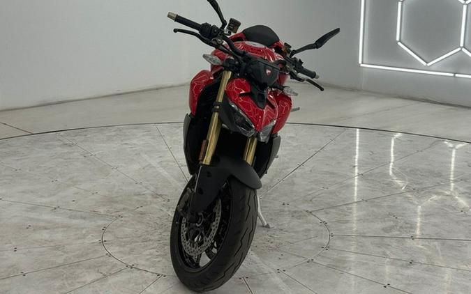 2026 Ducati Streetfighter V2