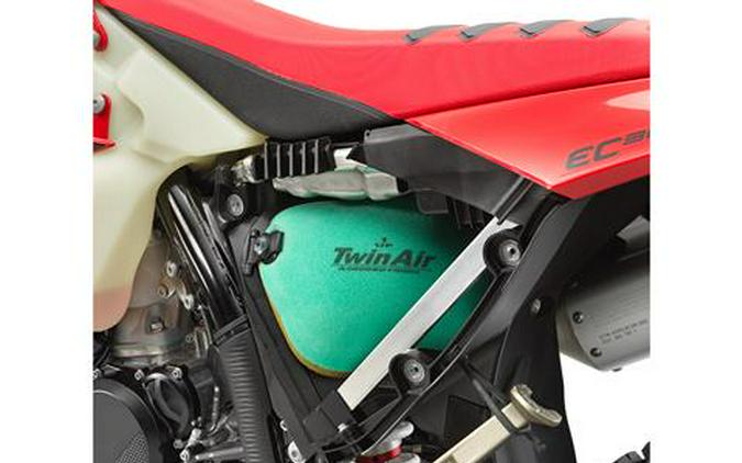 2025 GASGAS EC 300 GP