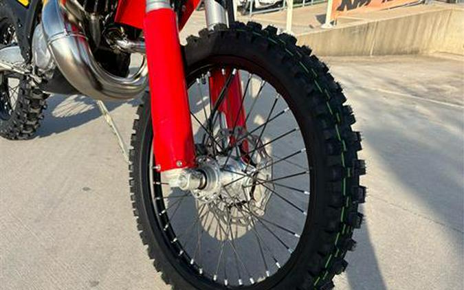 2025 GASGAS EC 300 GP