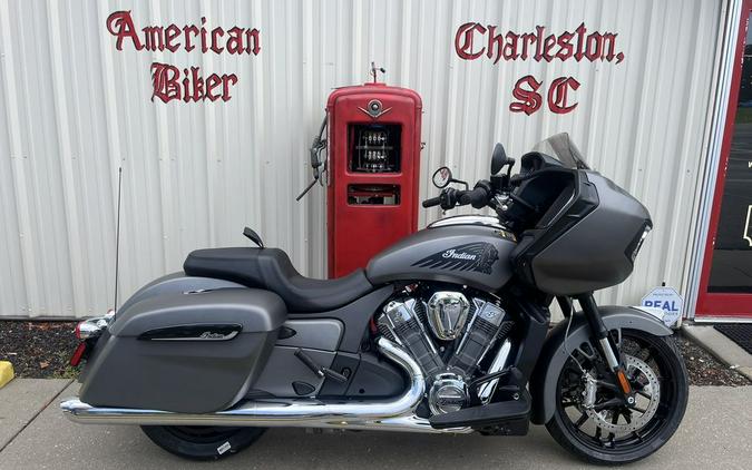 2024 Indian Motorcycle® Challenger® Titanium Smoke