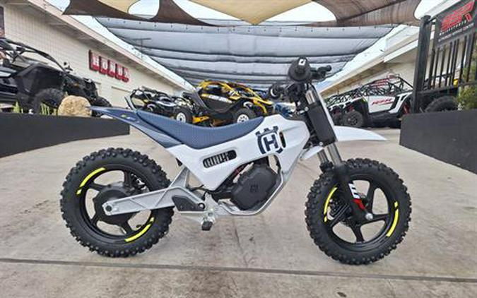 2024 Husqvarna EE 2