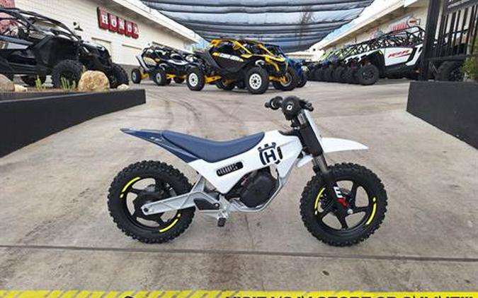 2024 Husqvarna EE 2