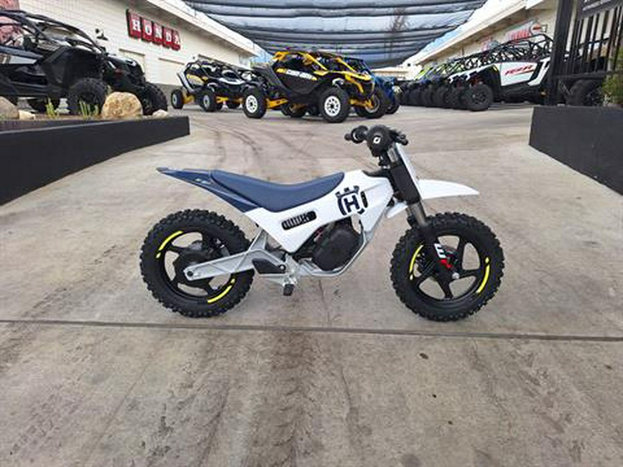 2024 Husqvarna EE 2