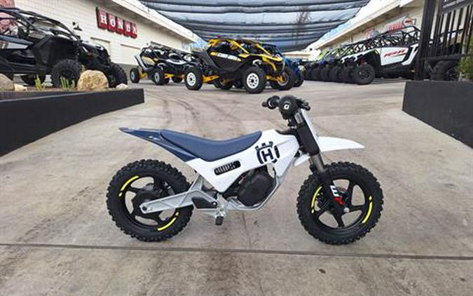 2024 Husqvarna EE 2