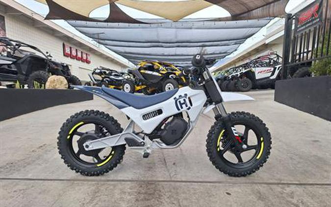 2024 Husqvarna EE 2