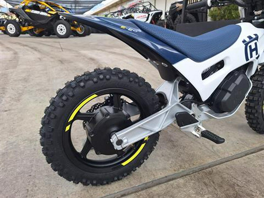 2024 Husqvarna EE 2