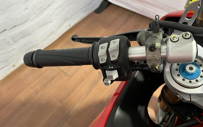 2024 Ducati SUPERSPORT S 950