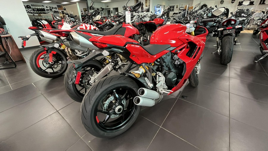 2024 Ducati SUPERSPORT S 950